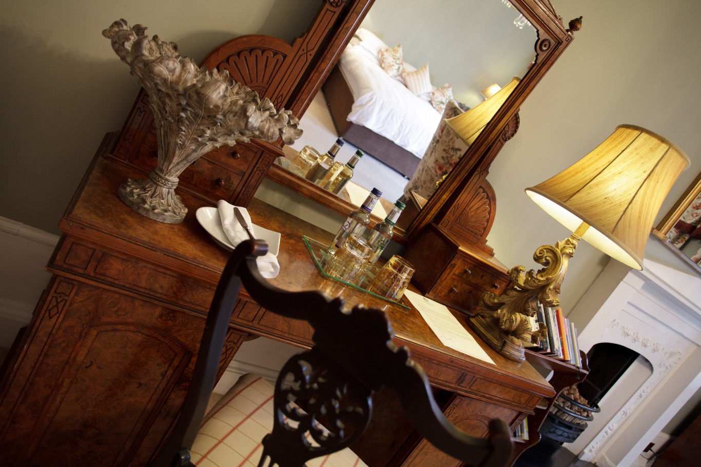 room 3 mirror